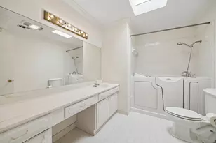 399 N Post Oak Ln, Houston, TX 77024 - Photo 8