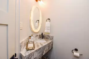 8518 Hall's Retreat Ct, Missouri City, TX 77459 - Photo 38
