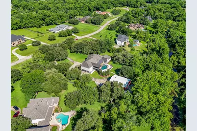 8518 Halls Retreat Court, Missouri City, TX 77459 - Photo 4