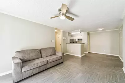 12550 Whittington Drive #303, Houston, TX 77077 - Photo 6