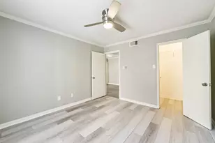 12550 Whittington Dr, Houston, TX 77077 - Photo 16