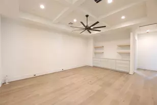 752 W 43rd St, Houston, TX 77018 - Photo 36
