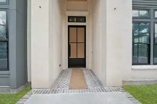 752 W 43rd St, Houston, TX 77018 - Photo 4