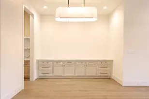 752 W 43rd St, Houston, TX 77018 - Photo 18