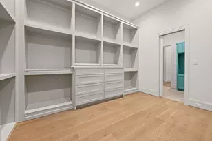 752 W 43rd St, Houston, TX 77018 - Photo 32