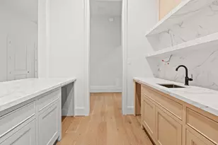 752 W 43rd St, Houston, TX 77018 - Photo 16