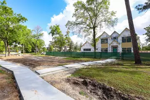 752 W 43rd St, Houston, TX 77018 - Photo 8