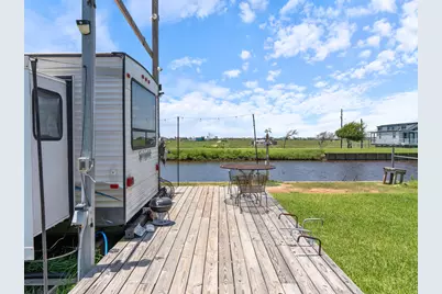 1867 Hall Avenue, Sargent, TX 77414 - Photo 4
