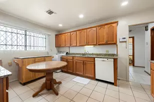 10923 Duane St, Houston, TX 77047 - Photo 18