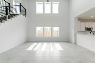 427 Monarch Trl, Huntsville, TX 77340 - Photo 4