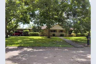 736 Northridge Street, Angleton, TX 77515 - Photo 2