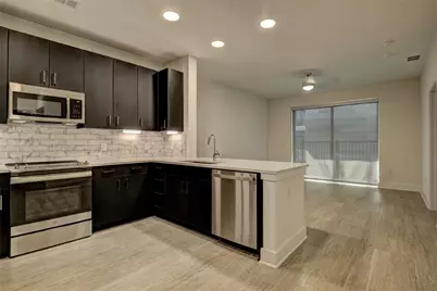 6400 Washington Avenue #411, Houston, TX 77007 - Photo 2