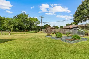 503 Allen Ct, Alvin, TX 77511 - Photo 26
