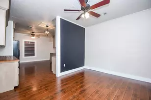 134 4th St, Sugar Land, TX 77498 - Photo 10