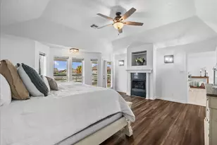 933 Bonita St, Bayou Vista, TX 77563 - Photo 18