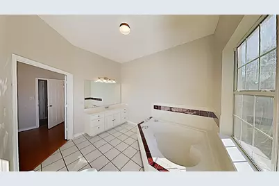 3230 W Meadow Lane, Dickinson, TX 77539 - Photo 16