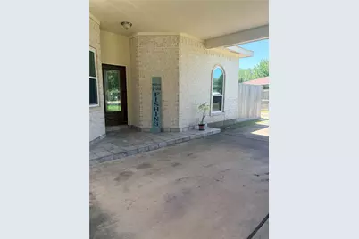 3230 W Meadow Lane, Dickinson, TX 77539 - Photo 4