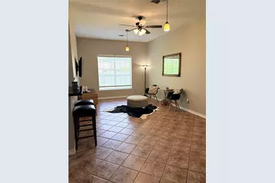 3230 W Meadow Lane, Dickinson, TX 77539 - Photo 10