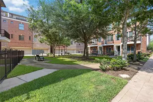 2110 Shearn St, Houston, TX 77007 - Photo 20