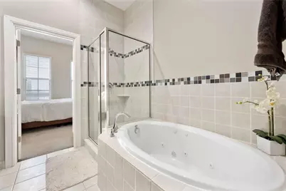 2110 Shearn Street #12, Houston, TX 77007 - Photo 8