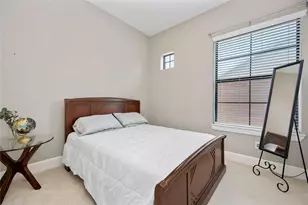 2110 Shearn St, Houston, TX 77007 - Photo 14