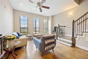 2110 Shearn St, Houston, TX 77007 - Photo 2