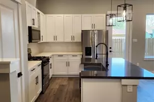 6714 Parker Grv Ln, Houston, TX 77076 - Photo 8