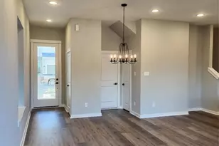 6714 Parker Grv Ln, Houston, TX 77076 - Photo 6