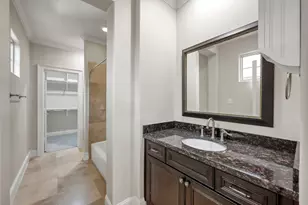 2101 Elmen St, Houston, TX 77019 - Photo 10