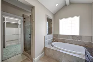 2101 Elmen St, Houston, TX 77019 - Photo 26