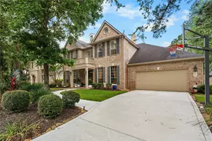 131 E Beckonvale Cir, The Woodlands, TX 77382 - Photo 4