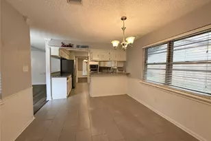 2006 Hamlin Valley Dr, Houston, TX 77090 - Photo 8