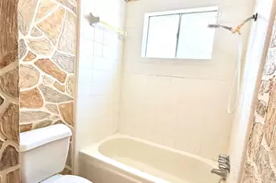 11223 Voltaire Dr, Houston, TX 77065 - Photo 16