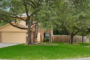 127 Hockenberry Ct, The Woodlands, TX 77385 - Photo 2