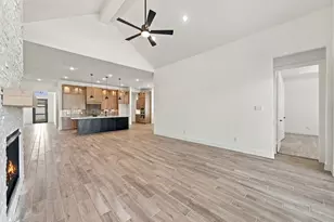 12202 Denham Dr, Mont Belvieu, TX 77523 - Photo 26