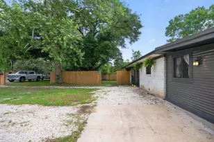 12664 Robin Ln, Willis, TX 77378 - Photo 32