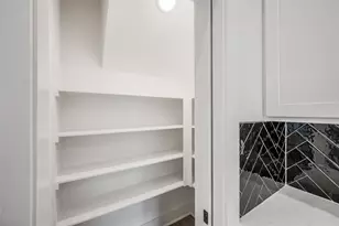 4605 Terry St, Houston, TX 77009 - Photo 8