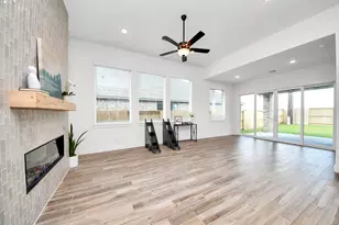 9438 Chateau Hill, Iowa Colony, TX 77578 - Photo 6