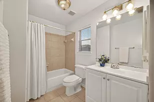 4802 N Pine Brook Way, Houston, TX 77059 - Photo 32