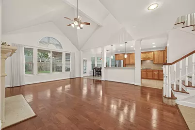 4802 N Pine Brook Way, Houston, TX 77059 - Photo 12