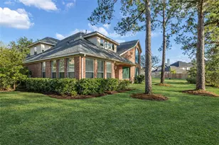 12442 Lago Bend Ln NE, Houston, TX 77041 - Photo 32