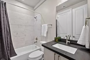 2401 Crawford St, Houston, TX 77004 - Photo 10