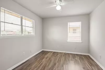 7411 Langley Road, Houston, TX 77016 - Photo 10