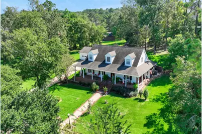 220 Lake Oaks Boulevard, Coldspring, TX 77331 - Photo 2