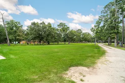 237 County Road 6401, Dayton, TX 77535 - Photo 42