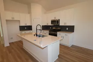 14002 Baikal Mnr Dr, Santa Fe, TX 77510 - Photo 2