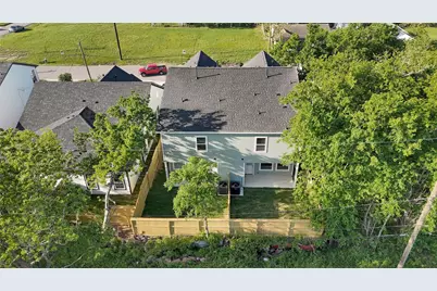 4019 Stassen Street #A, Houston, TX 77051 - Photo 8