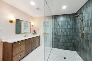 7715 Twin Hills Dr, Houston, TX 77071 - Photo 26
