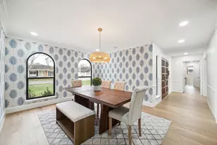 7715 Twin Hills Dr, Houston, TX 77071 - Photo 14