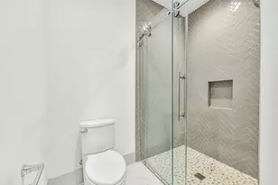 4927 Heatherglen Dr, Houston, TX 77096 - Photo 24